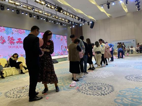 “緣聚工會(huì) 牽手幸?！辨?zhèn)江市潤(rùn)馨物業(yè)工會(huì)組織員工積極參與青年職工交友聯(lián)誼大會(huì)