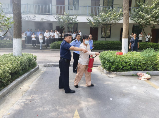 鎮(zhèn)江市公安局組織開展消防安全培訓活動